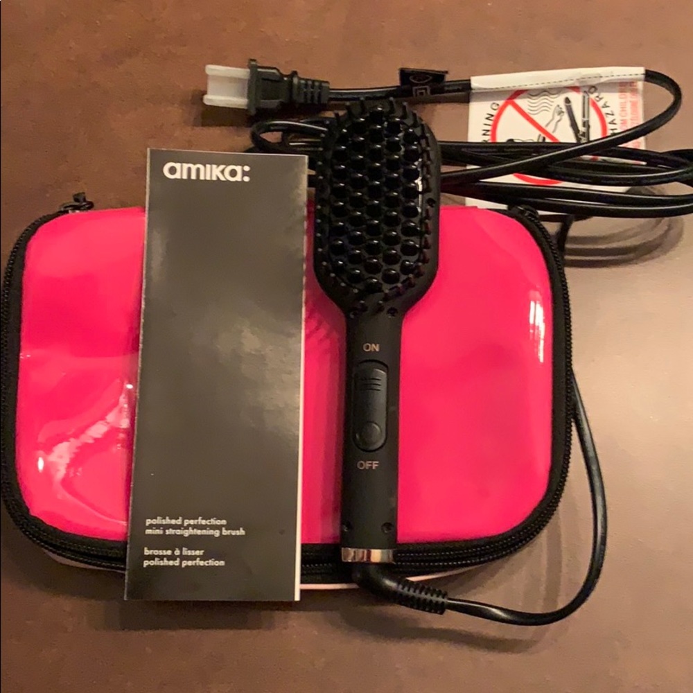 Amika Mini Hair Straightener.